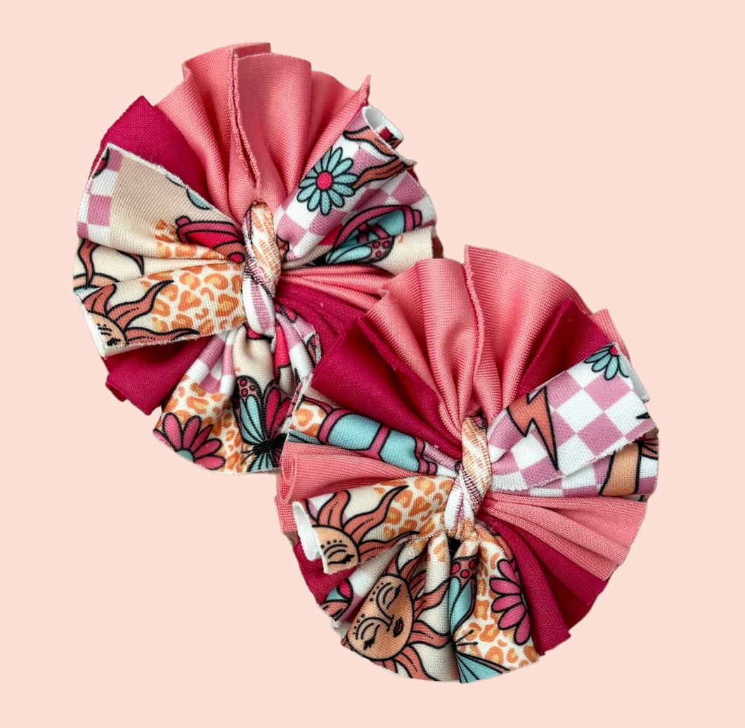 Radiate Positivity - Shredded Bows CLIPS/NYLON